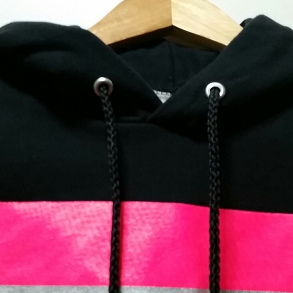 Port and Co black l/s reflective sweatshirt - Picture 3 of 7